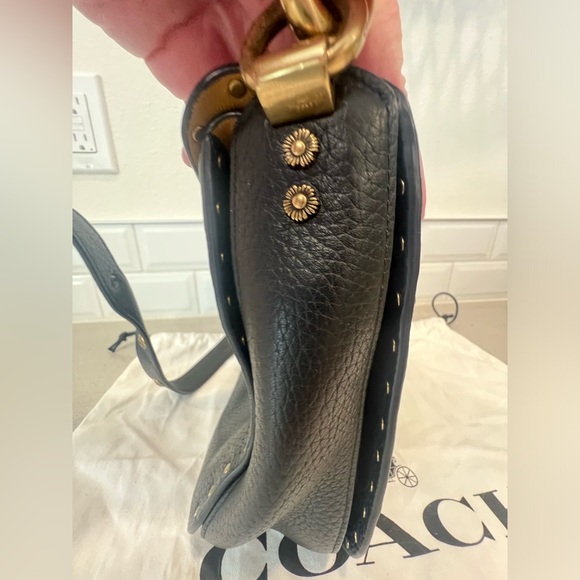 Coach 1941 Page 27 Crossbody/shoulder bag Rivets Black Leather style 31929 - Picture 4 of 10